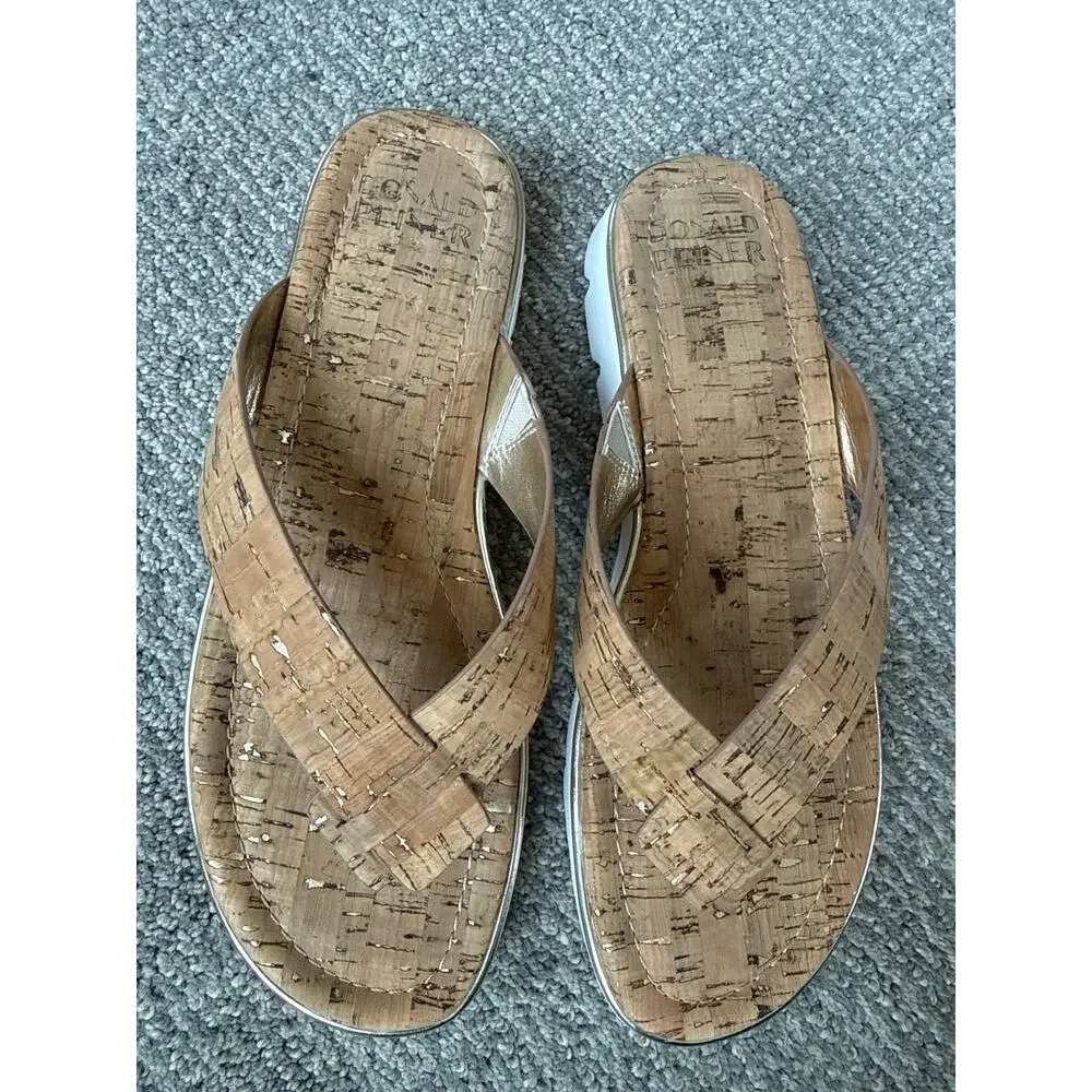 Donald Pliner Lynne cork women’s sandal 9.5
